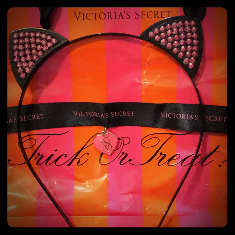 Victoria’s Secret Halloween Kitty headband &choker